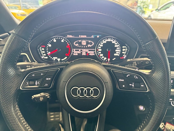 Audi A4 14 of 19