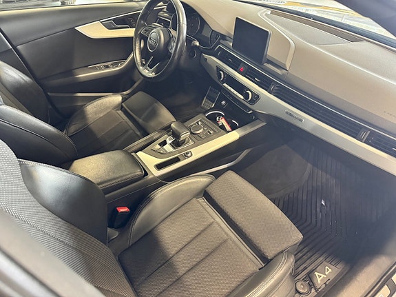 Audi A4 10 of 19