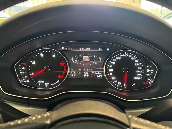 Audi A4 15 of 19