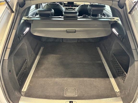 Audi A4 19 of 19