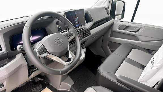 Volkswagen Crafter 7 of 12