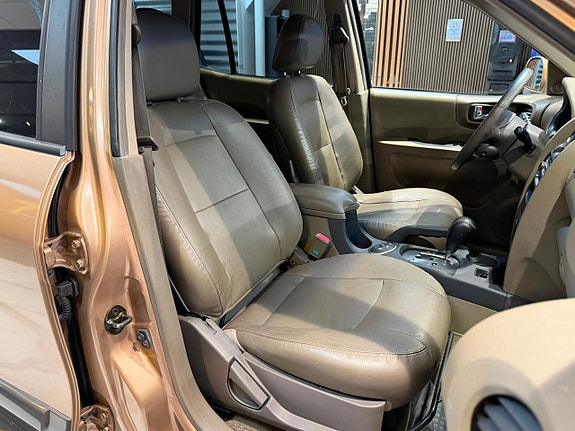 Hyundai Santa Fe 16 of 20