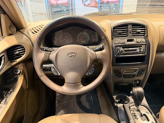 Hyundai Santa Fe 10 of 20