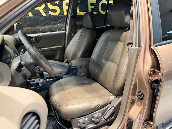 Hyundai Santa Fe 12 of 20