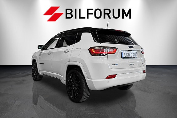 Jeep Compass 3 of 5