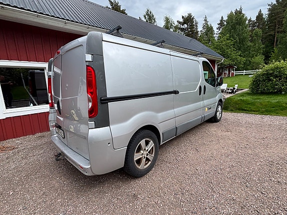 Renault Trafic 4 of 5