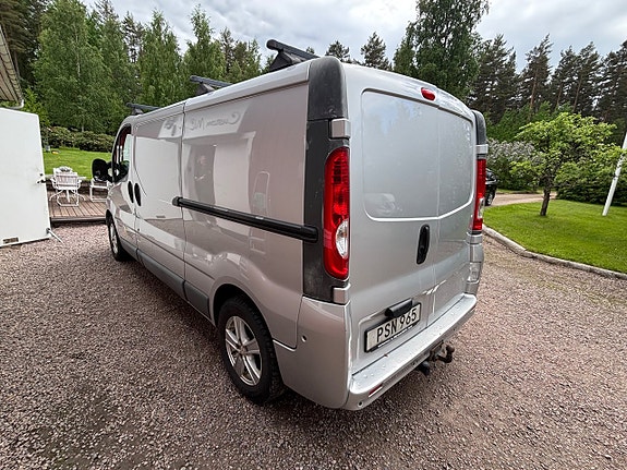 Renault Trafic 2 of 5