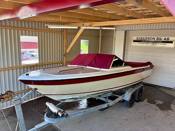 Bayliner Bowrider V8 3 of 5