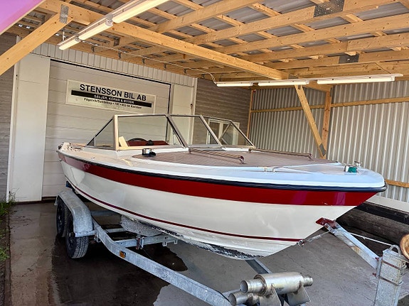 Bayliner Bowrider V8