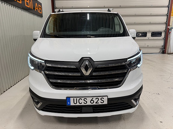 Renault Trafic 6 of 14