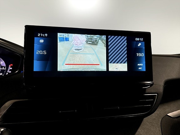 Peugeot 5008 10 of 18
