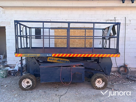 Saxlift - UpRight, SL26 SL 2 of 5