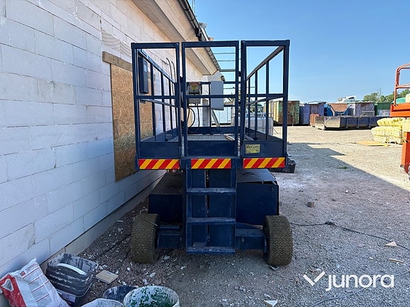 Saxlift - UpRight, SL26 SL 4 of 5