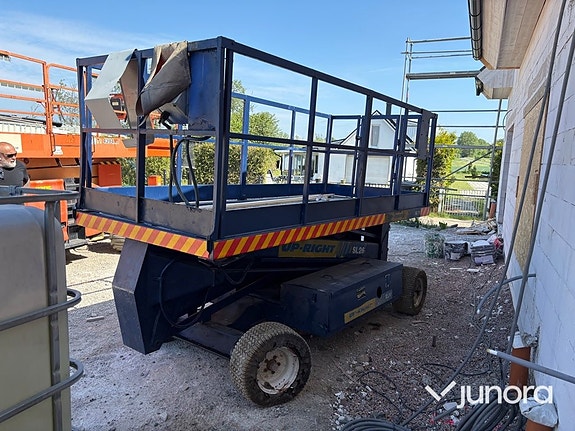 Saxlift - UpRight, SL26 SL 5 of 5