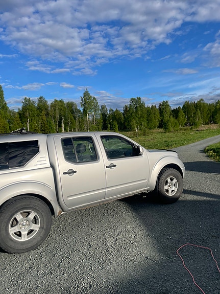 Nissan Navara 2 of 5