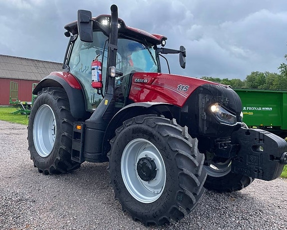 Case IH Maxxum 115 13 of 17
