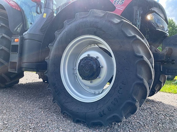 Case IH Maxxum 115 12 of 17