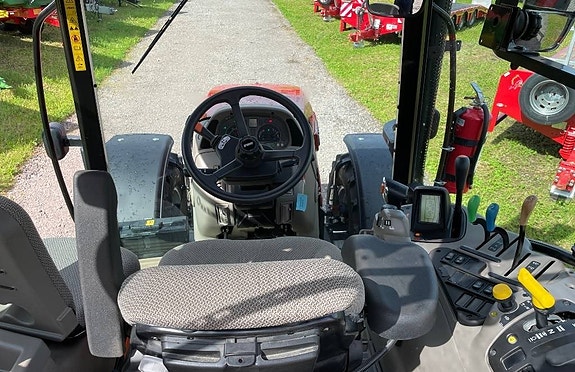 Case IH Maxxum 115 16 of 17
