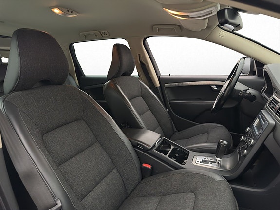 Volvo XC70 14 of 27