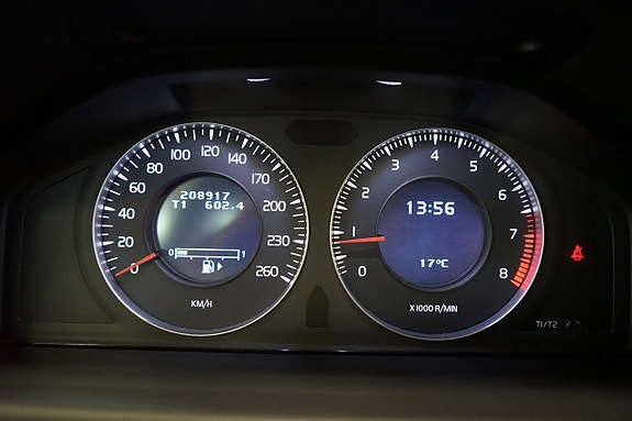 Volvo V70 12 of 18
