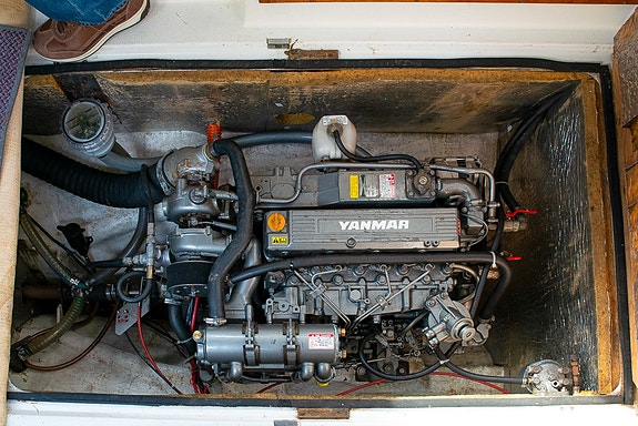 Tresfjord 29 AC - med modern Yanmar turbodiesel från 2004! Sjösatt och körklar! 7 of 13