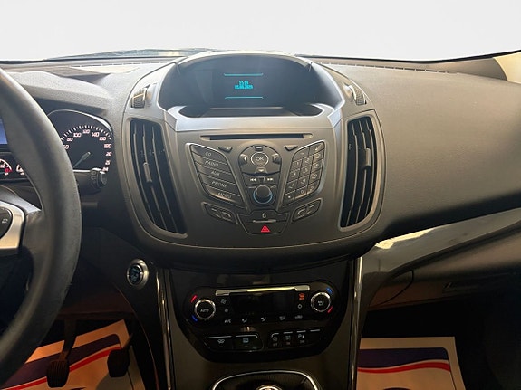 Ford Kuga 7 of 18