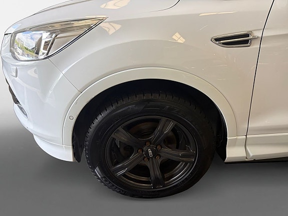 Ford Kuga 18 of 18