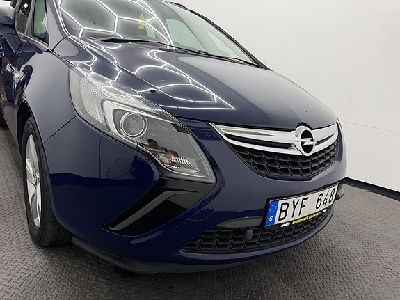Opel Zafira Tourer 3 of 5
