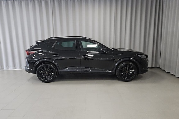 Cupra Formentor e-HYBRID 4 of 5