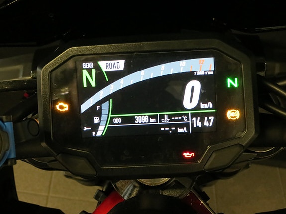 Kawasaki Z 900 PERFORMANCE 6 of 6