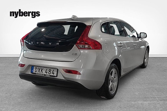 Volvo V40 4 of 5