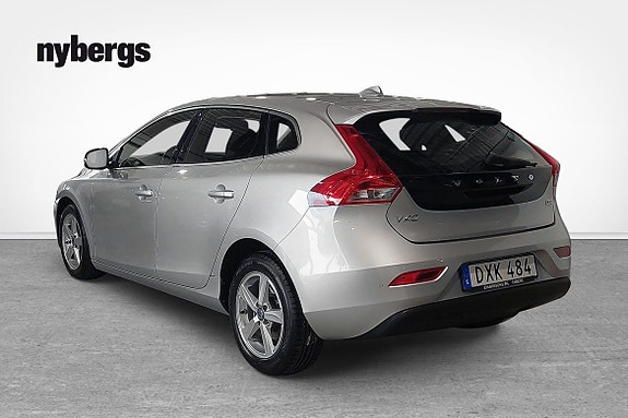 Volvo V40 3 of 5