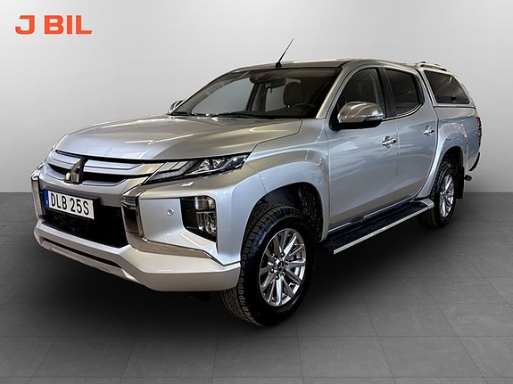 Mitsubishi L200 14 of 17