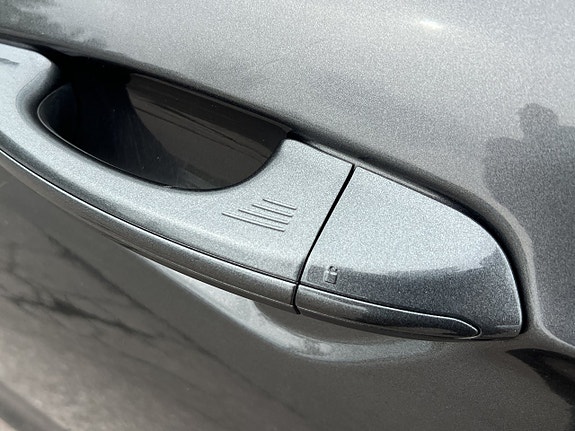 Ford Mondeo 9 of 23