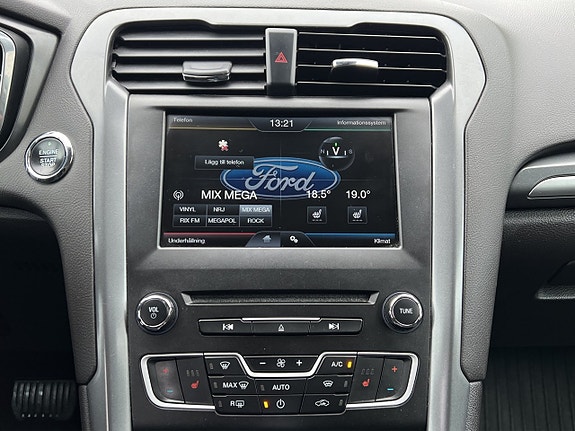 Ford Mondeo 16 of 23