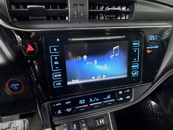 Toyota Auris 16 of 19