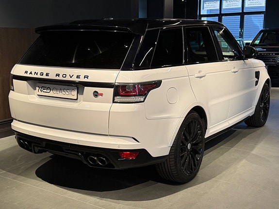 Land Rover Range Rover Sport 6 of 24