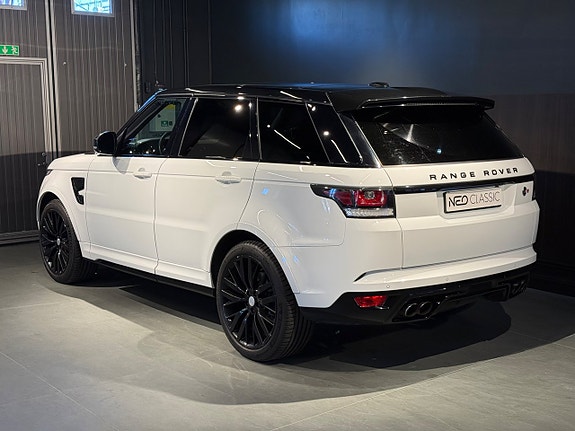 Land Rover Range Rover Sport 8 of 24