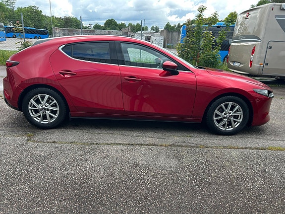Mazda 3 8 of 16