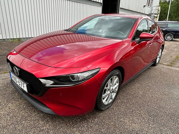 Mazda 3 2 of 5