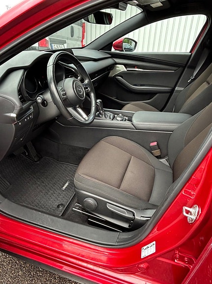 Mazda 3 10 of 16