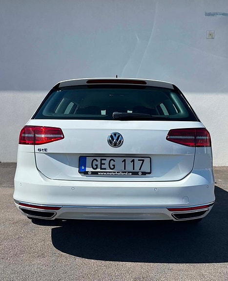 Volkswagen Passat 20 of 21