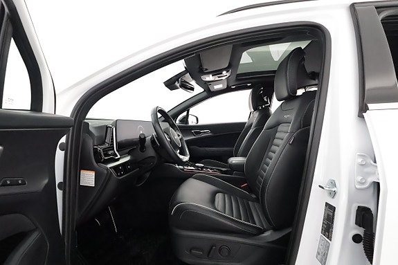 Kia Sportage 10 of 28