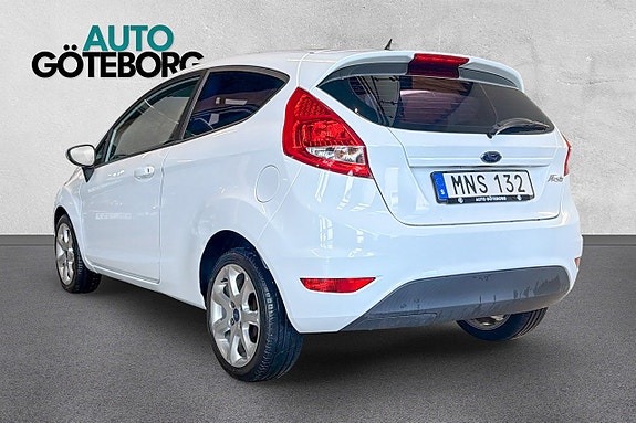Ford Fiesta 4 of 17