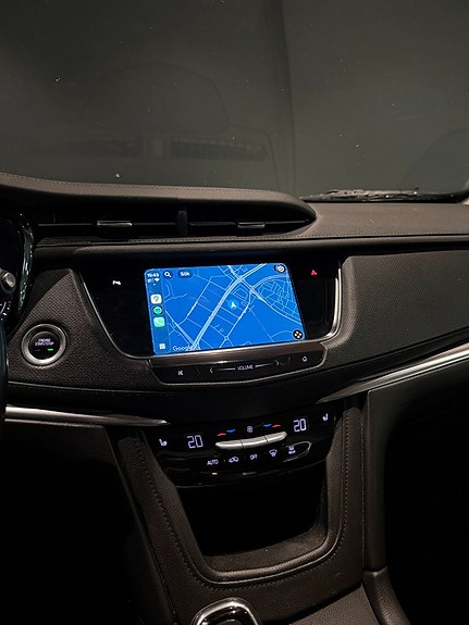 Cadillac XT5 17 of 19