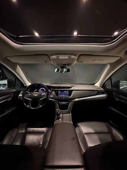 Cadillac XT5 19 of 19