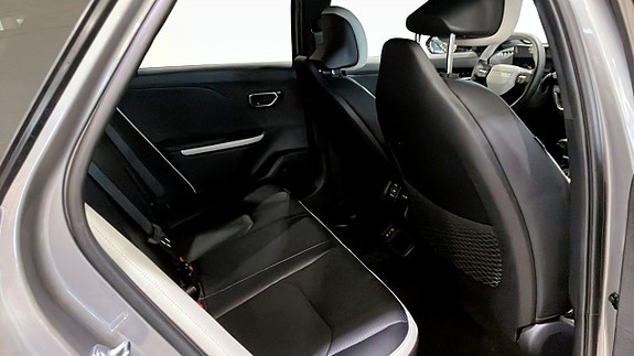Kia K4 5 of 5