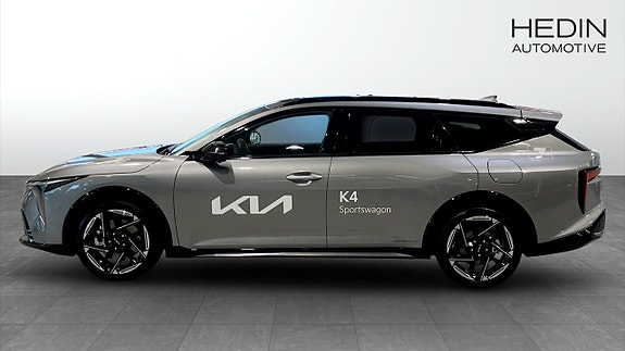 Kia K4 6 of 9