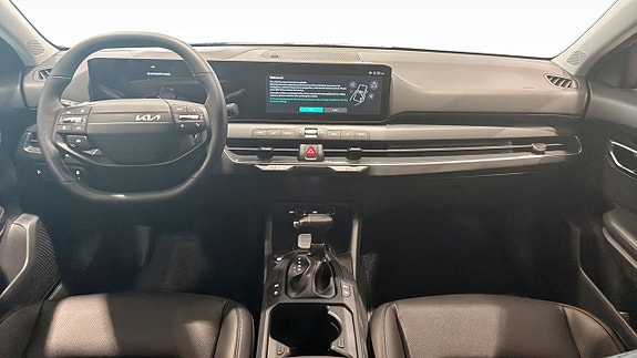 Kia K4 4 of 5