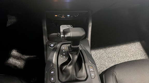 Kia K4 14 of 14